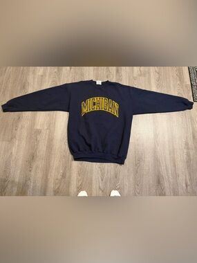 Vintage Team Edition Apparel Michigan Wolverines Blue Crewneck Sweatshirt  XL